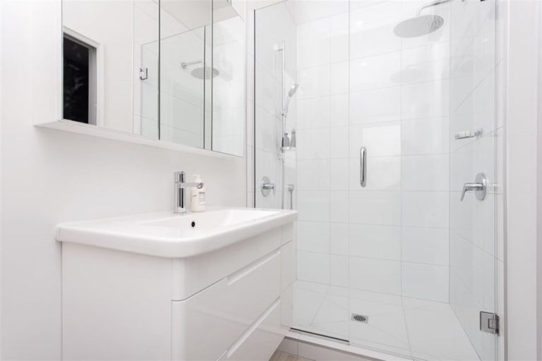 Photo of property in 7 Poynder Avenue, Merivale, Christchurch, 8014