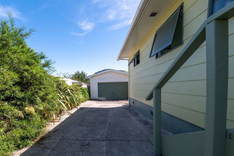 Photo of property in 6a Neil Road, Fairy Springs, Rotorua, 3015