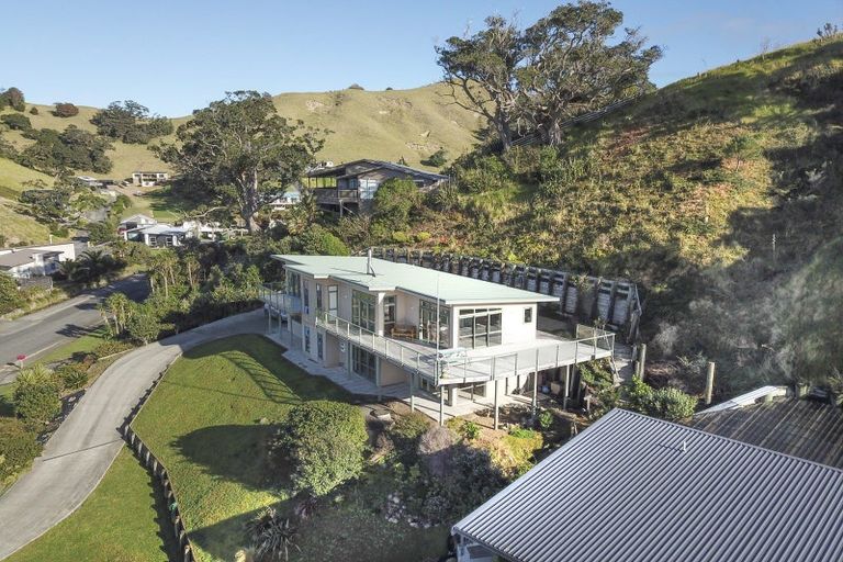 Photo of property in 4 Motutara Road, Oakura, Hikurangi, 0184