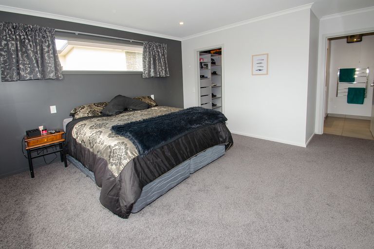 Photo of property in 30 Grandvista Drive, Green Island, Dunedin, 9018