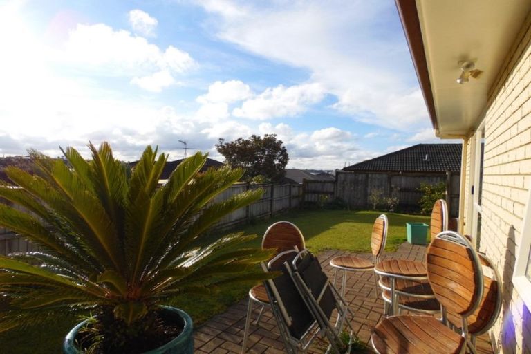 Photo of property in 19 Richfield Crescent, Westgate, Auckland, 0614