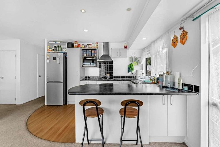 Photo of property in 82 Malaspina Place, Papatoetoe, Auckland, 2025