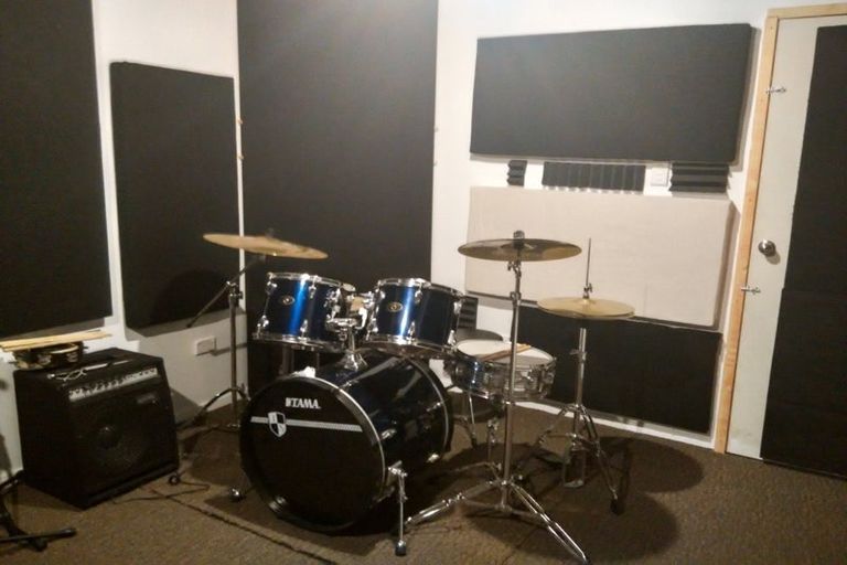 Photo of property in 24 Bennett Street, Waipawa, 4210