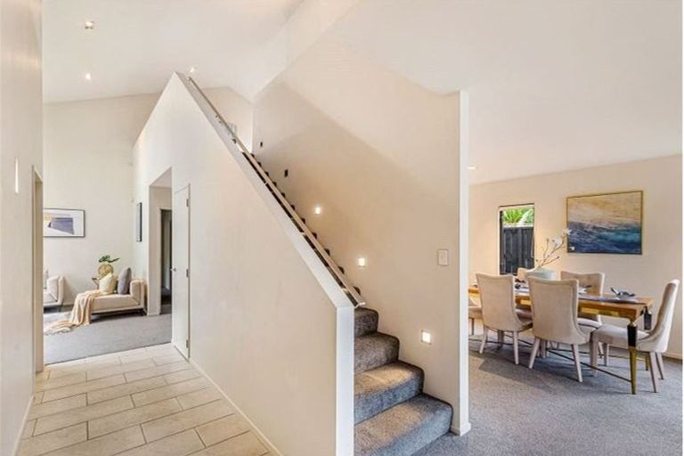 Photo of property in 48a Picasso Drive, West Harbour, Auckland, 0618