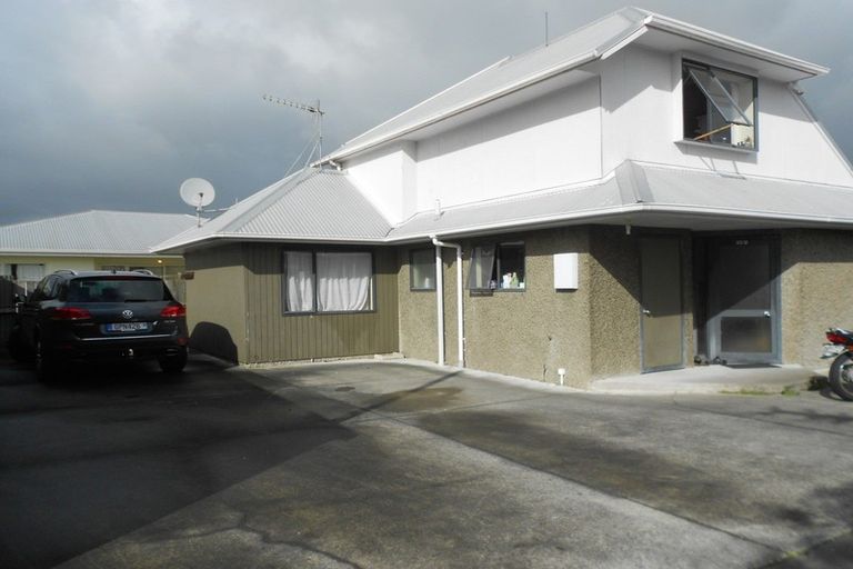 Photo of property in 165a Cook Street, West End, Palmerston North, 4410