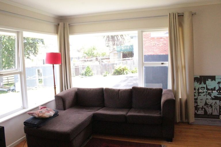 Photo of property in 3/7 Sudan Avenue, Milford, Auckland, 0620