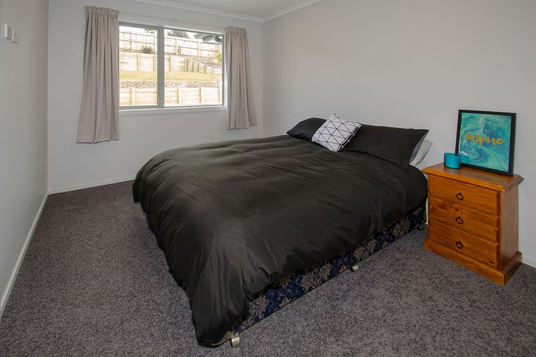 Photo of property in 30 Grandvista Drive, Green Island, Dunedin, 9018