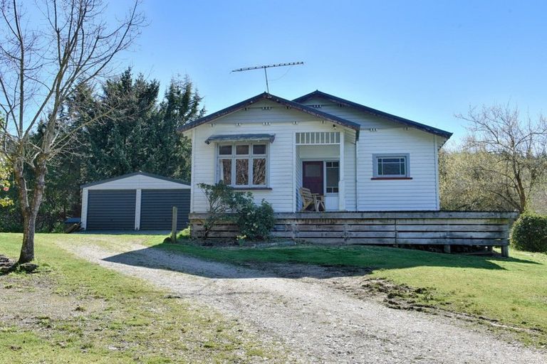Photo of property in 53 Piano Flat Road, Waikaia, 9778