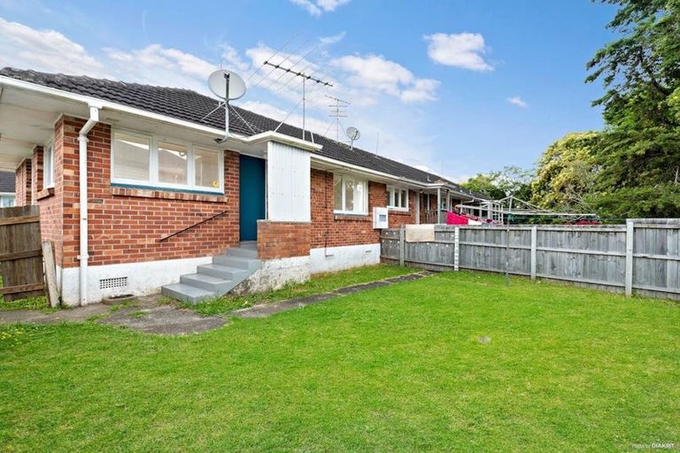 Photo of property in 1/58a Taharoto Road, Takapuna, Auckland, 0622