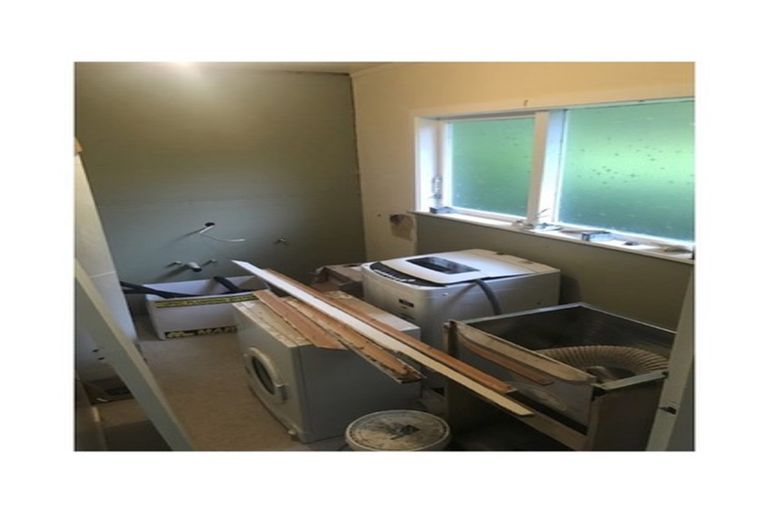 Photo of property in 1/35 Southgate Road, Southgate, Wellington, 6023