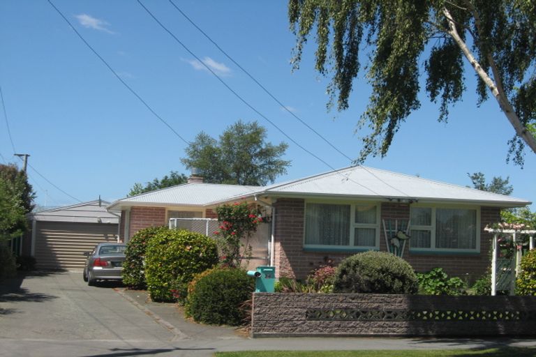 Photo of property in 24 Oldwood Street, Bishopdale, Christchurch, 8053