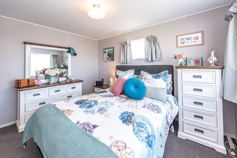 Photo of property in 1a Mosston Road, Castlecliff, Whanganui, 4501