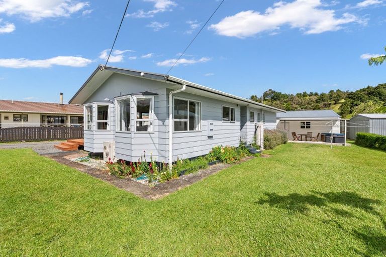 Photo of property in 1 Belton Place, Hikurangi, 0114