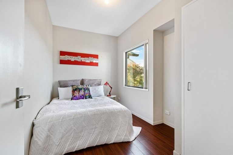 Photo of property in 15 Kirikiri Lane, East Tamaki, Auckland, 2013