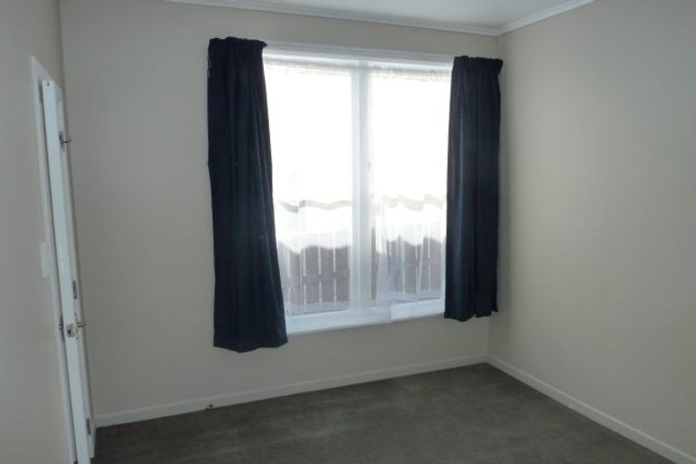 Photo of property in 10 Levy Street, Mount Victoria, Wellington, 6011