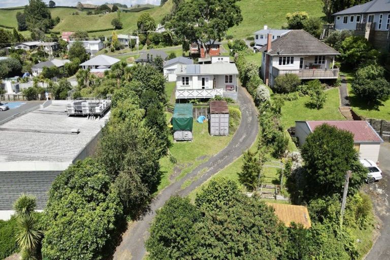 Photo of property in 72 Main Road, Tirau, 3410