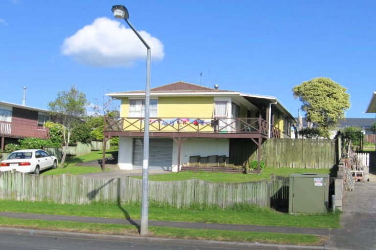Photo of property in 7 Maytime Street, Clover Park, Auckland, 2023