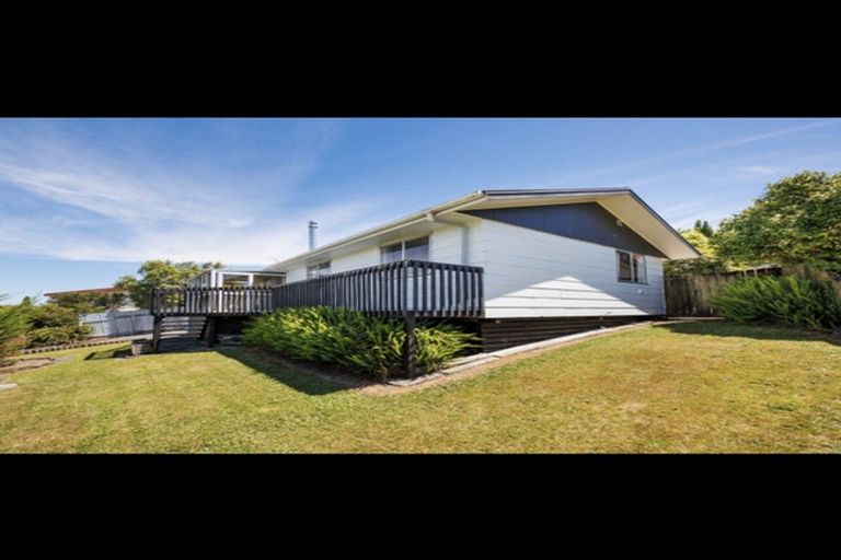 Photo of property in 20 Heatherlea Heights, Feilding, 4702