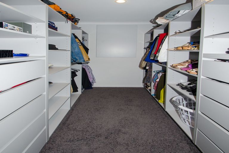 Photo of property in 30 Grandvista Drive, Green Island, Dunedin, 9018