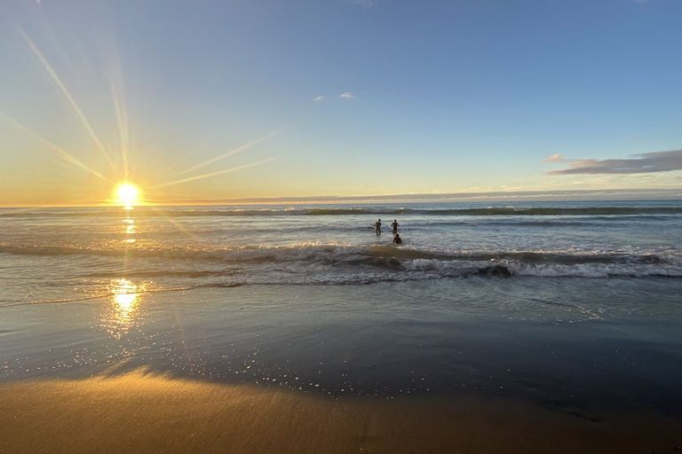 Photo of property in 3/23a Hamblyn Street, Strandon, New Plymouth, 4312