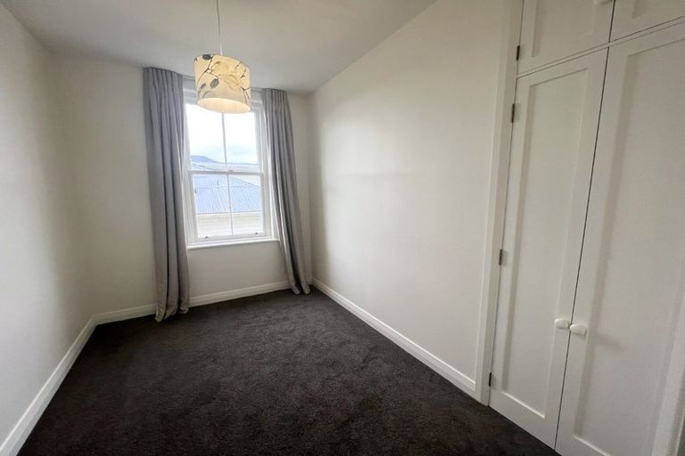 Photo of property in 16b Hadfield Terrace, Kelburn, Wellington, 6012