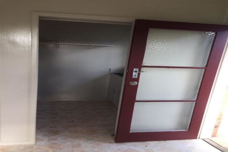 Photo of property in 2/17a Omana Road, Papatoetoe, Auckland, 2025