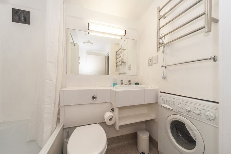 Photo of property in Capital Hill Apartments, 23/54 Hill Street, Thorndon, Wellington, 6011