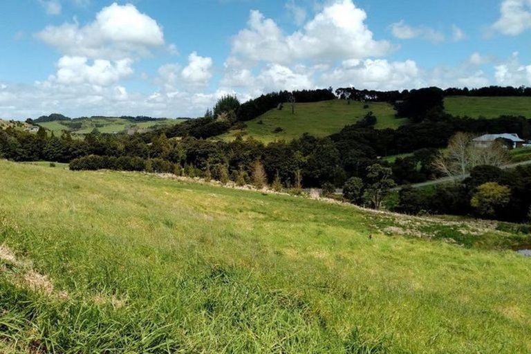 Photo of property in 10 Pa Hill Lane, Mangawhai, 0573