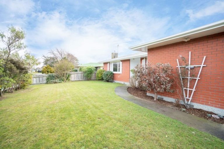 Photo of property in 3 Patea Place, Terrace End, Palmerston North, 4410