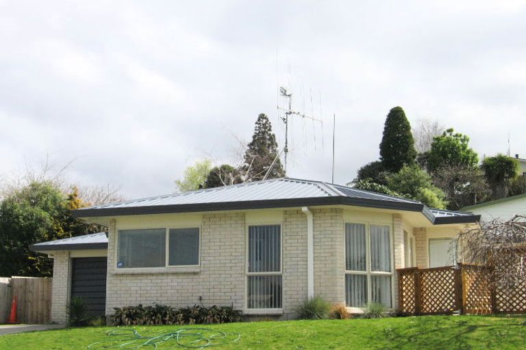 Photo of property in 10 Sunvale Place, Gate Pa, Tauranga, 3112