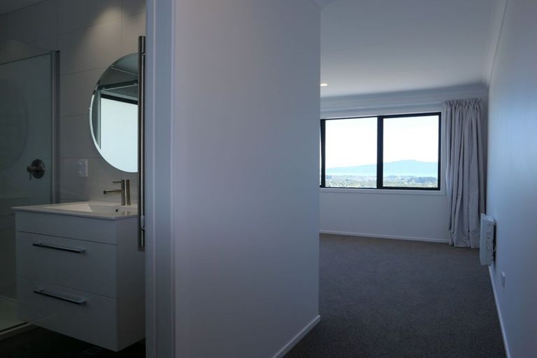 Photo of property in 13 Wilson Way, Waikanae, 5036