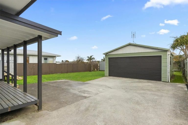 Photo of property in 18 Russell Avenue, Pukekohe, 2120