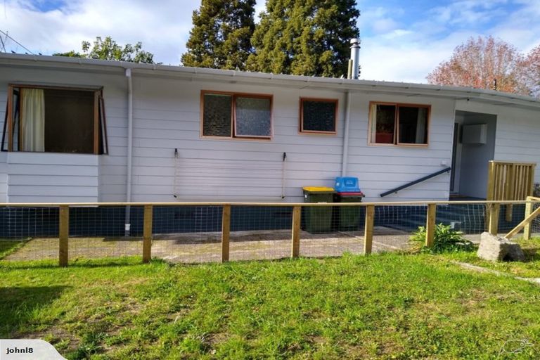 Photo of property in 6 Oxford Road, Lake Rotoma, Rotorua, 3074