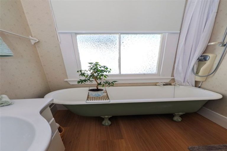 Photo of property in 14 Hillside Heights Road, Huntly, 3771