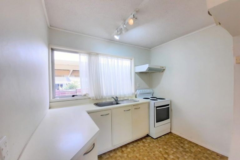 Photo of property in 1/38 Galsworthy Place, Bucklands Beach, Auckland, 2014