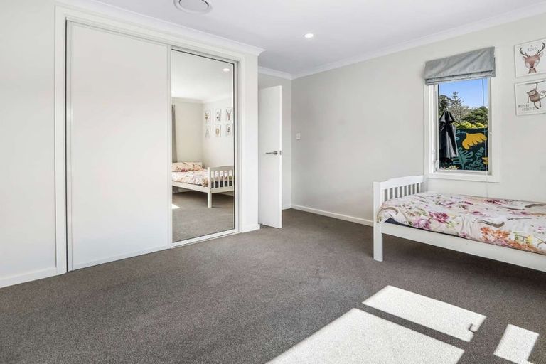 Photo of property in 14 Centaurus Road, Cashmere, Christchurch, 8022