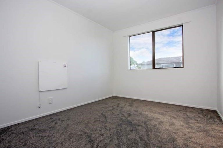 Photo of property in 1/15 Trimdon Street, Randwick Park, Auckland, 2105
