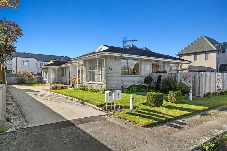 Photo of property in 24 Ayr Street, Riccarton, Christchurch, 8011