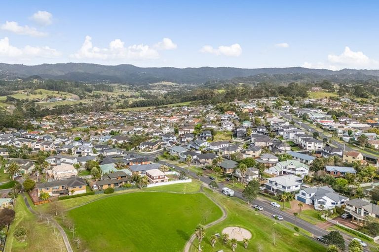 Photo of property in 9 San Marino Drive, Henderson, Auckland, 0612