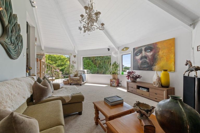 Photo of property in 75 Morley Street, New Plymouth, 4310