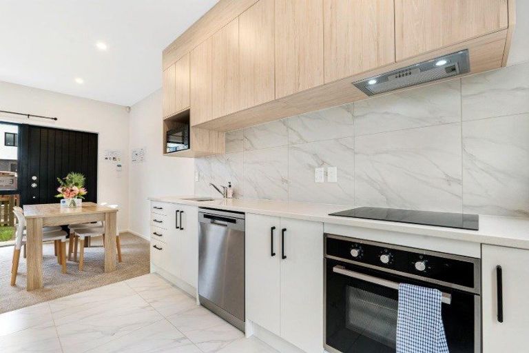 Photo of property in 6 Aumarire Lane, Favona, Auckland, 2024