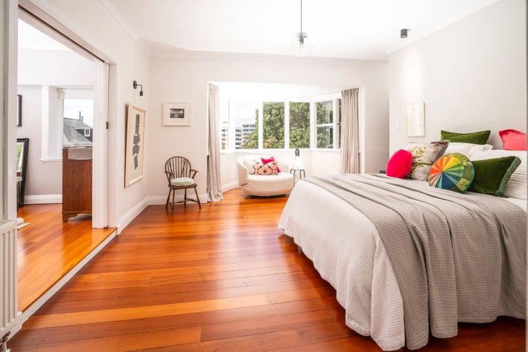 Photo of property in 9 Easdale Street, Kelburn, Wellington, 6012