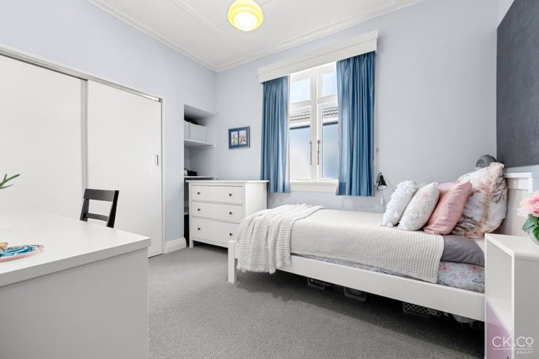 Photo of property in 14 Trafalgar Street, Waiwhetu, Lower Hutt, 5010