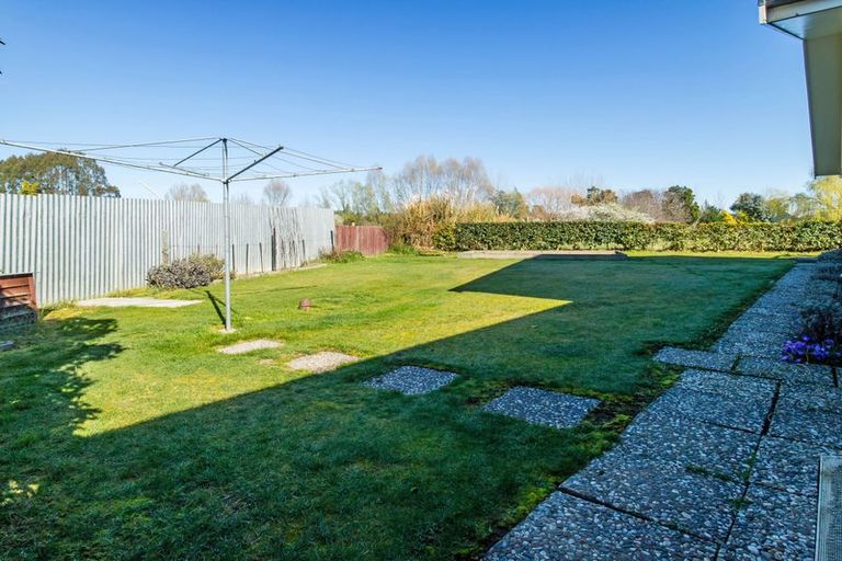 Photo of property in 125 Main North Road, Geraldine, 7930