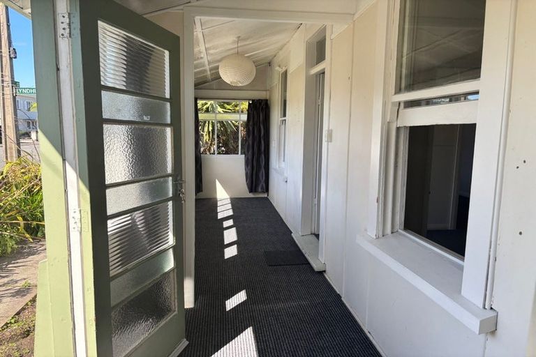 Photo of property in 66 Peel Street, Westport, 7825