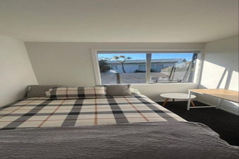 Photo of property in 44 Gillies Crescent, Waimarama, Havelock North, 4294