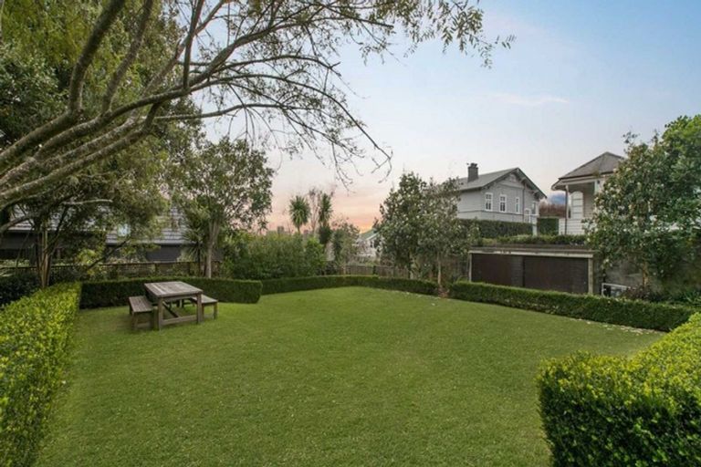 Photo of property in 202/429 Parnell Road, Parnell, Auckland, 1052