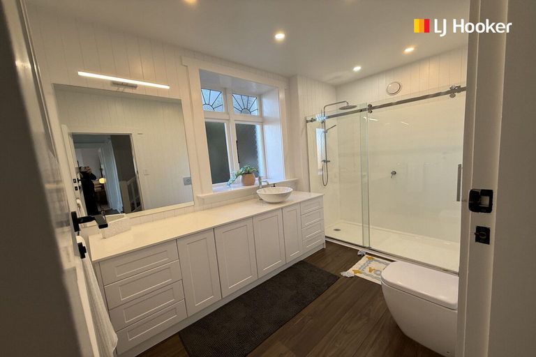 Photo of property in 104 Forbury Road, Saint Clair, Dunedin, 9012