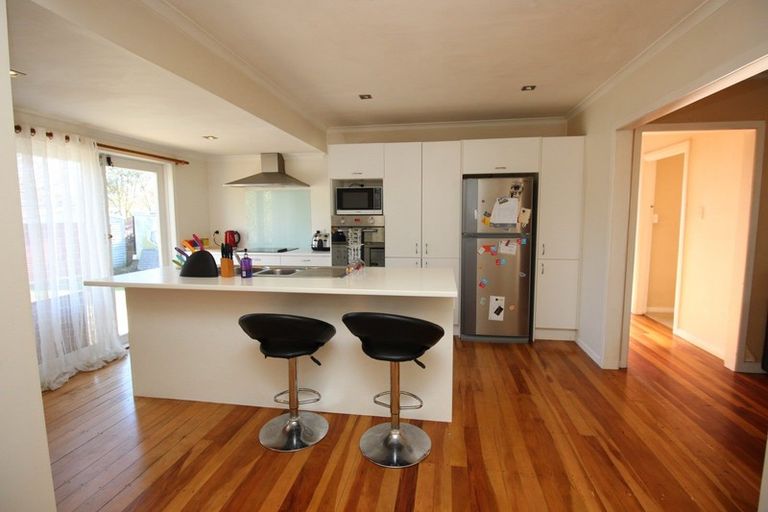 Photo of property in 12 Standish Street, Inglewood, 4330