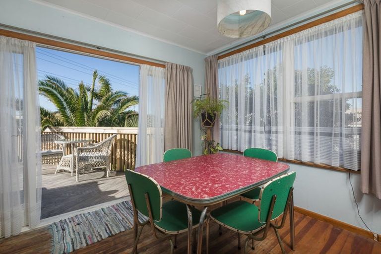 Photo of property in 262 Seaforth Road, Waihi Beach, 3611